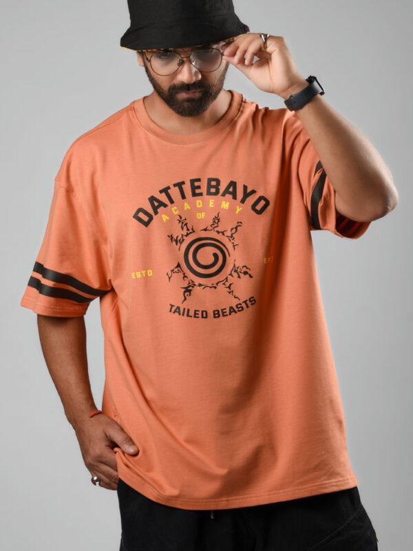 Knucklehead (Oversize Club Tee)