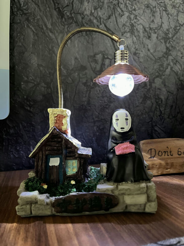 Lonley Spirit House Lamp