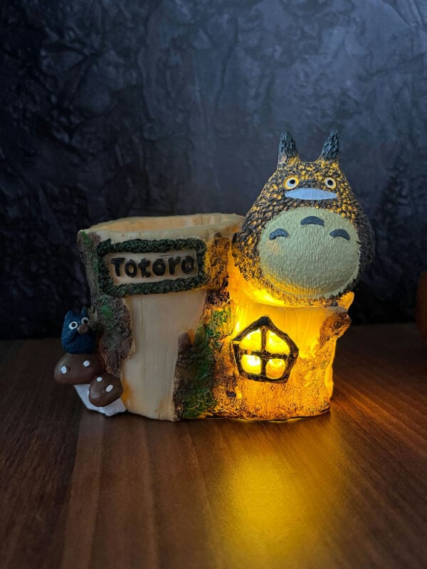 Forest Spirit Pen Stand : Ver A