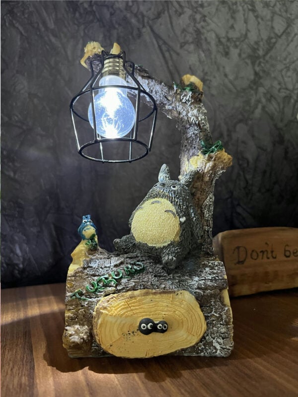 Forest Spirit Tree Lamp : Ver A