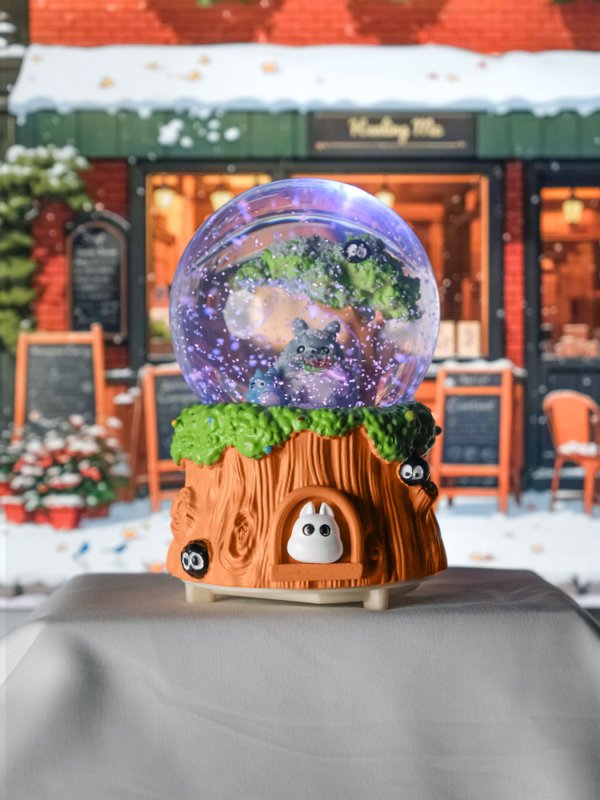 Snow-Globe_Ghibli3_Listing1.5_comicsense Little Spirits Snow Globe