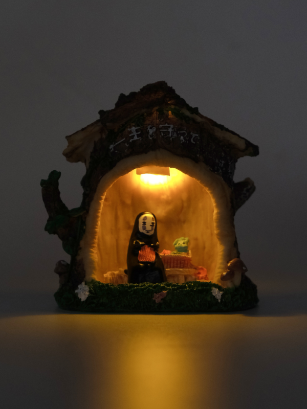 Artboard 7_comicsense Kaonashi Tree Lamp